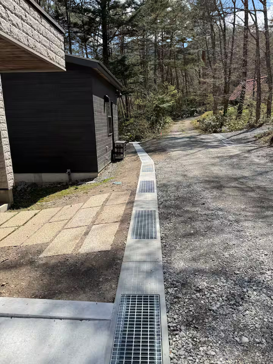 e3083e26-aa1e-41e1-a54a-cdf049c8752e